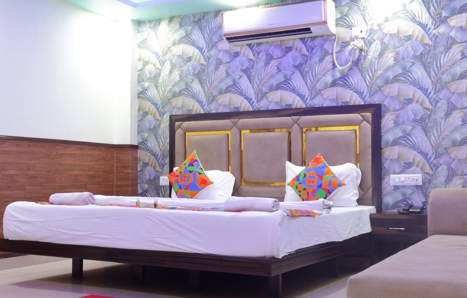 TRPOTELS Hotel Submangal