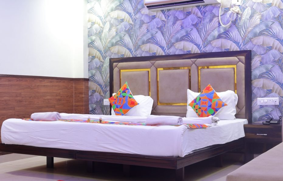 TRPOTELS Hotel Submangal
