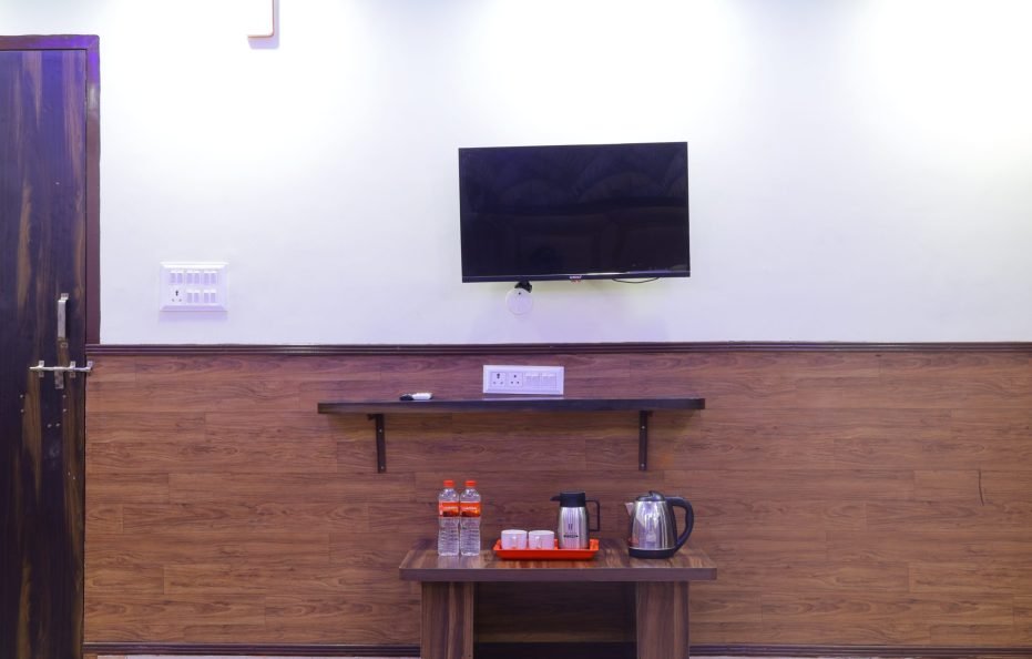 TRPOTELS Hotel Submangal