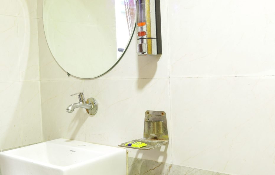 TRPOTELS Hotel Submangal